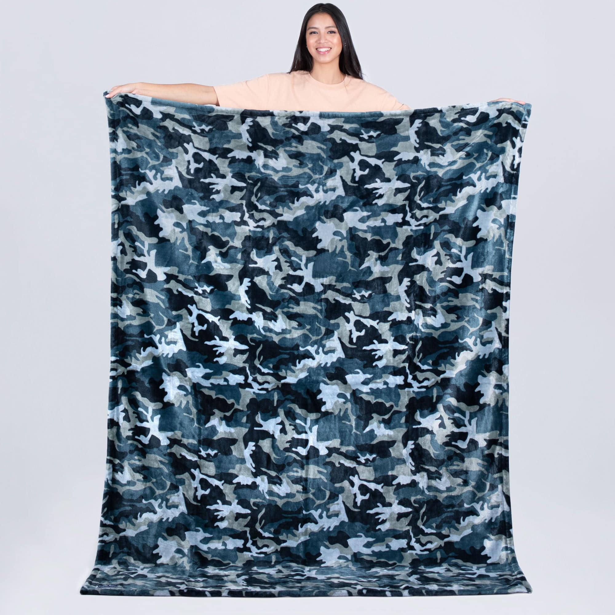 Cuddle Throw Blanket