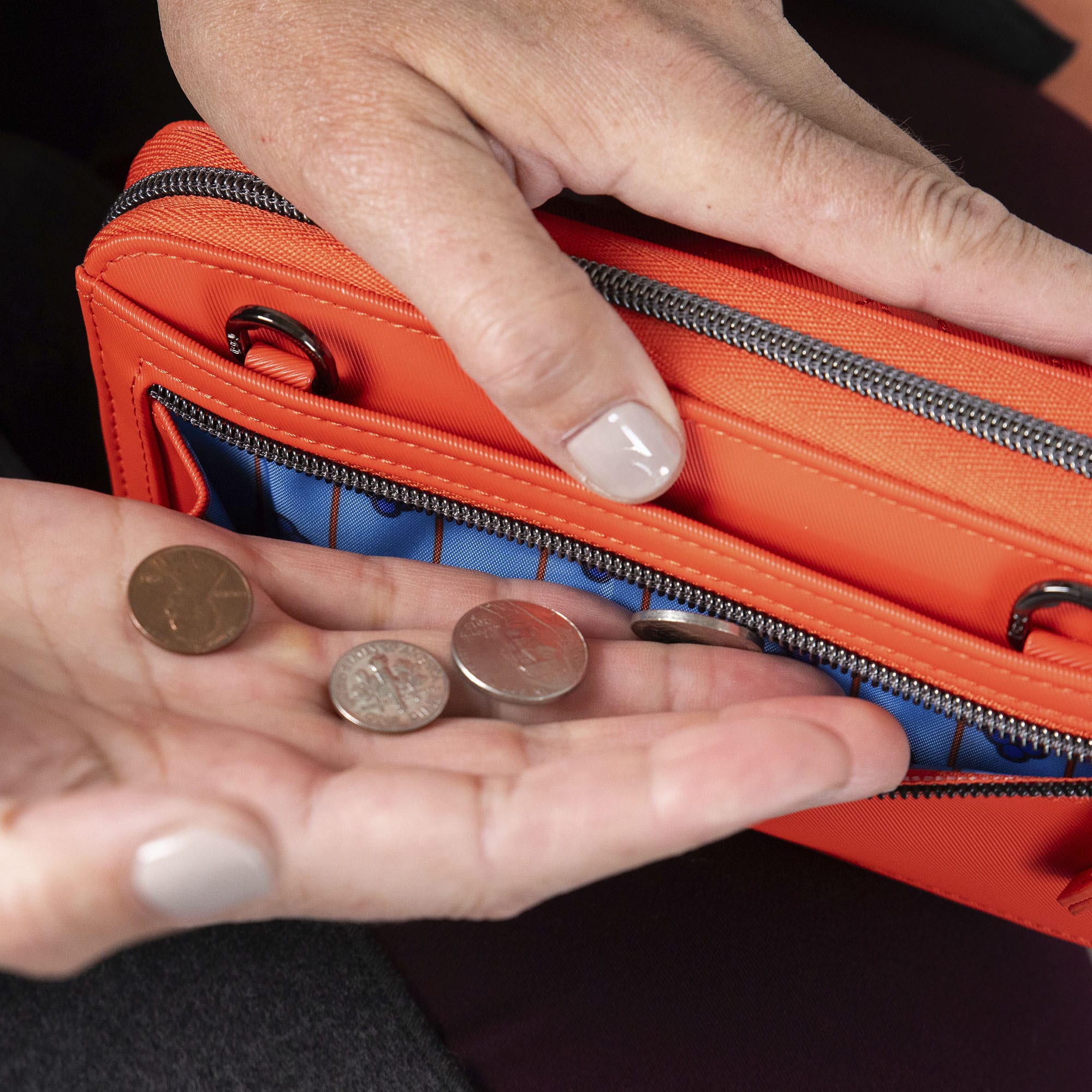 Kickflip SE Satin Luxe VL RFID Wallet