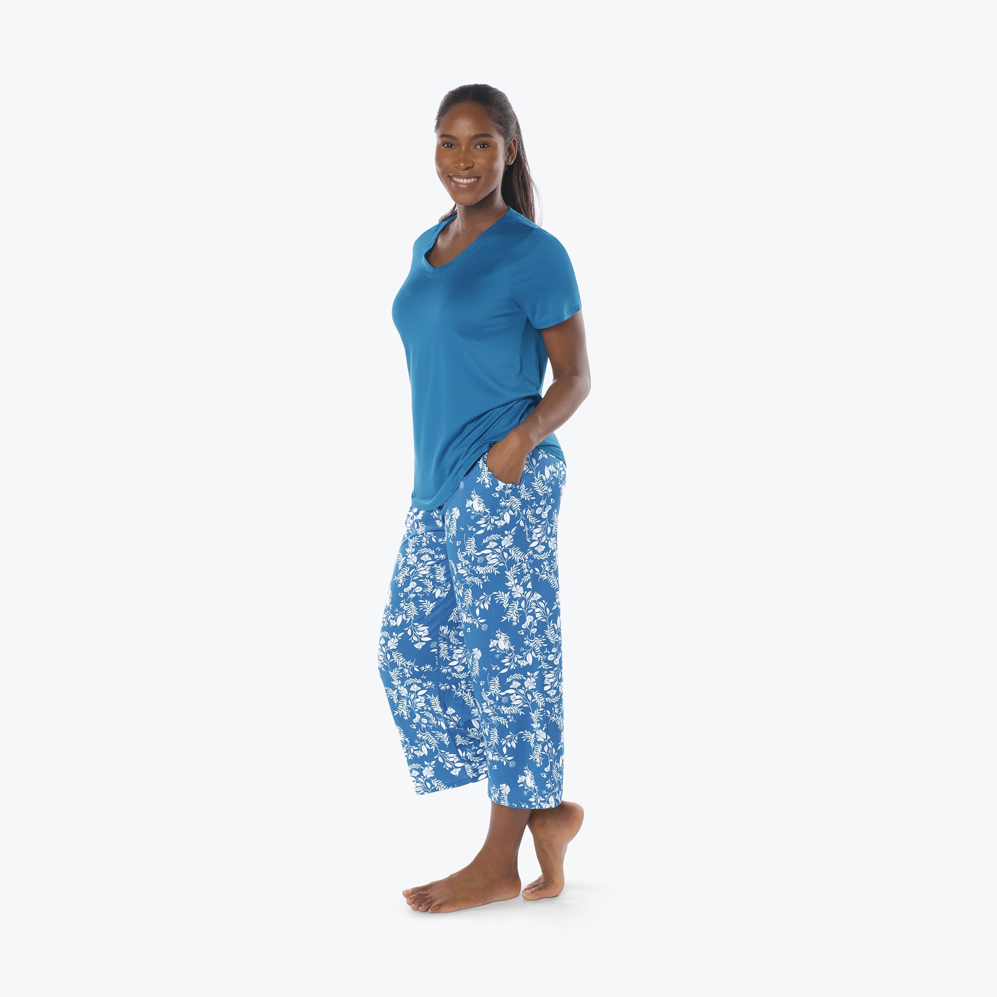 Boomerang Relaxed Tee & Cropped Pants Set