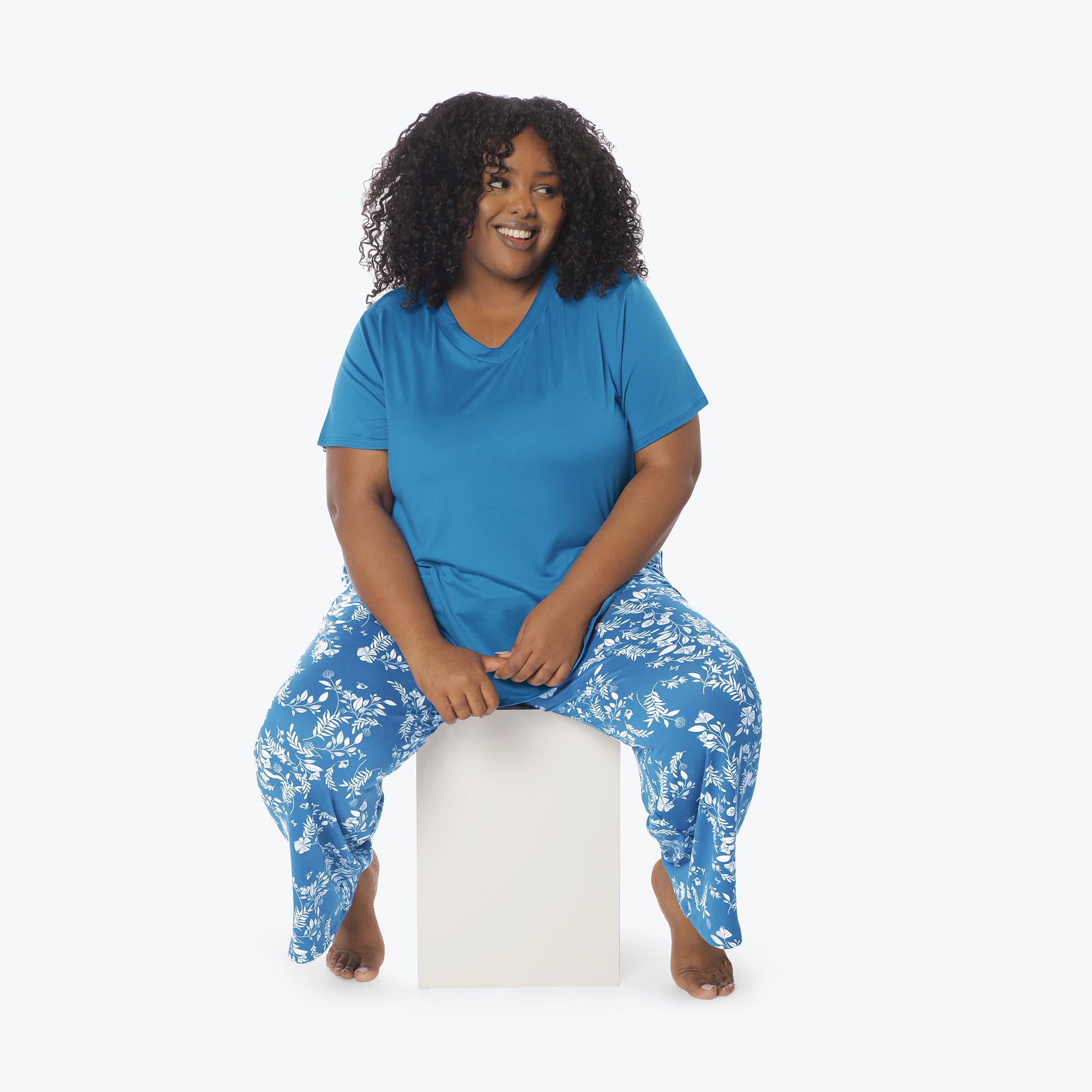 Boomerang Relaxed Tee & Cropped Pants Set