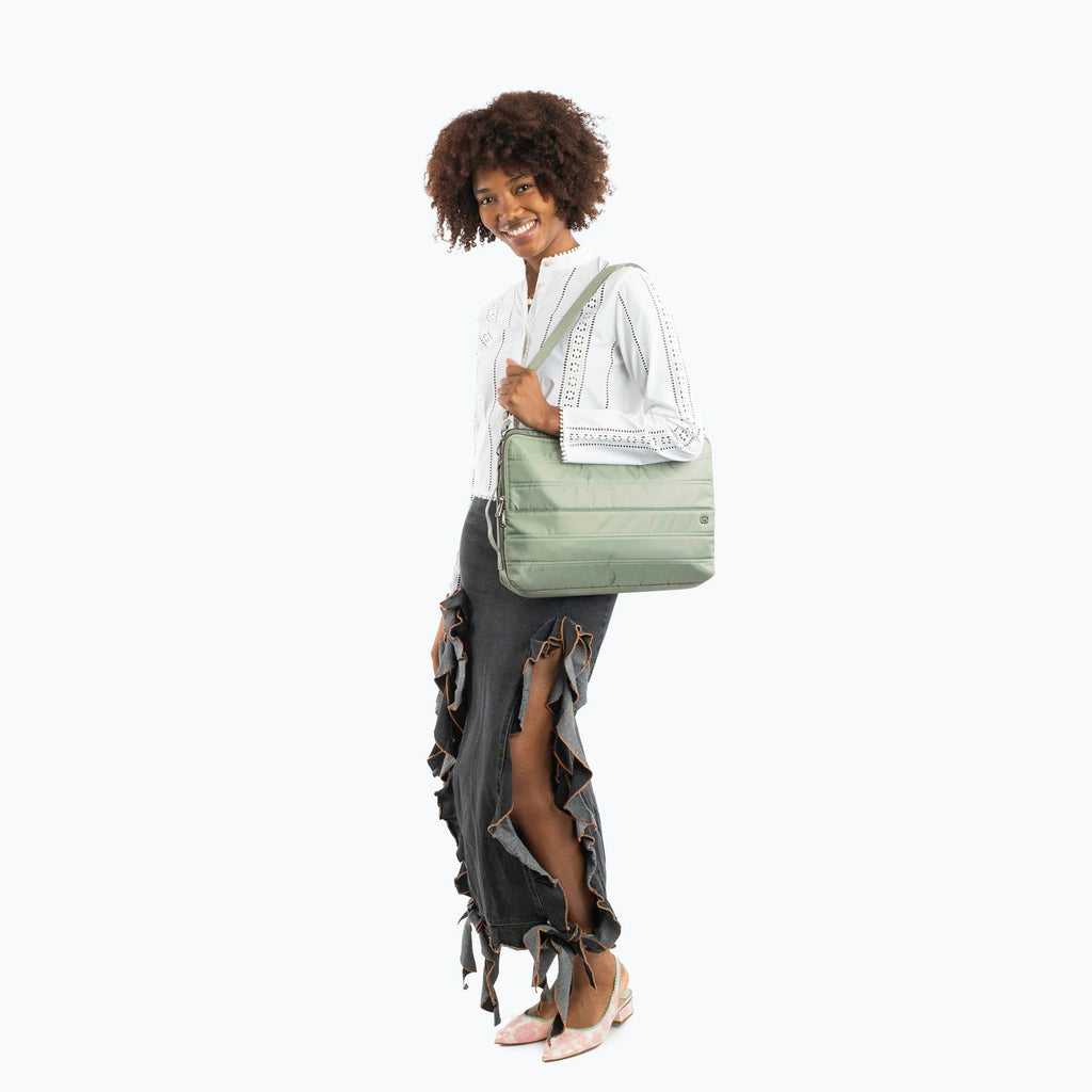Delta 17 Laptop Case