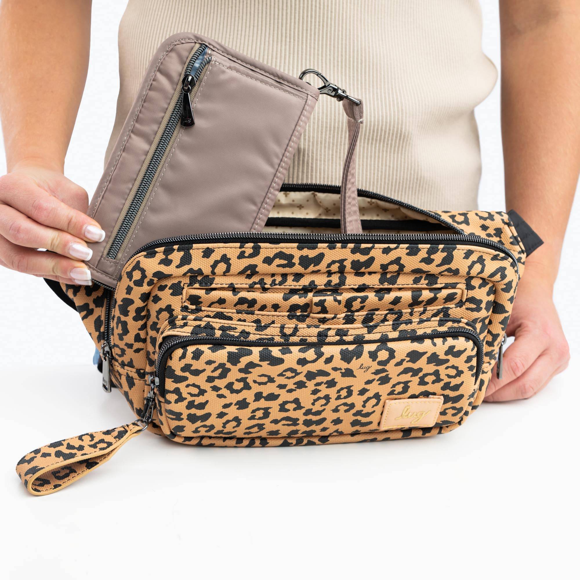 Hitch Matte Luxe VL Belt Bag